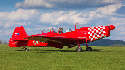 OK-NNN - Aeroklub Luhačovice Zlín Aircraft Z-526F