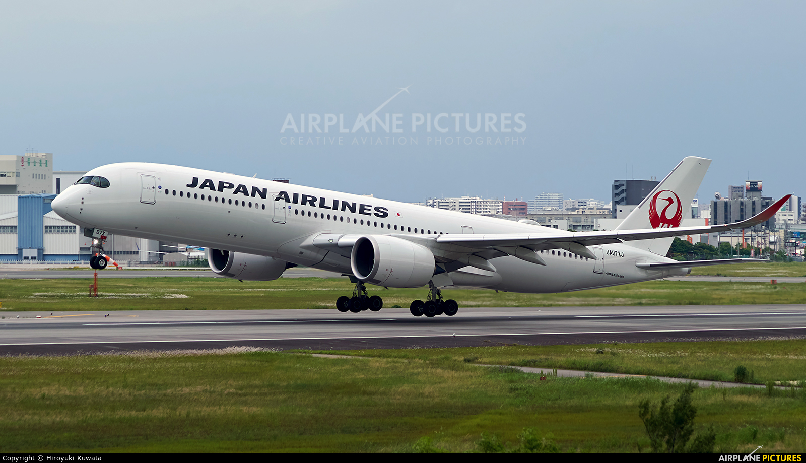 JAL - Japan Airlines JA07XJ aircraft at Osaka - Itami Intl