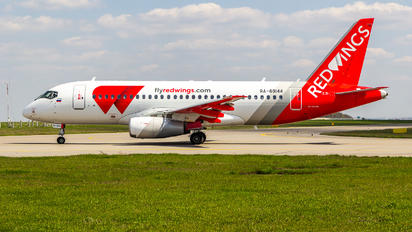 RA-89144 - Red Wings Sukhoi Superjet 100