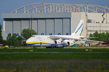 UR-82008 - Antonov Airlines /  Design Bureau Antonov An-124-100 Ruslan