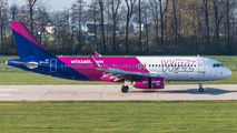 HA-LSA - Wizz Air Airbus A320 aircraft