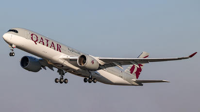 A7-AMG - Qatar Airways Airbus A350-900