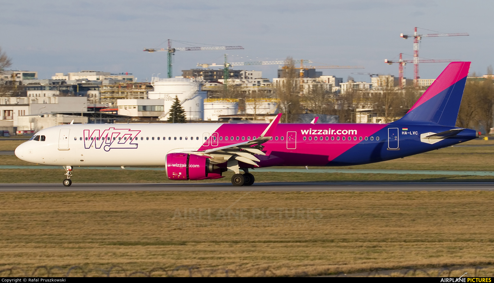 Wizz Air HA-LVC aircraft at Warsaw - Frederic Chopin