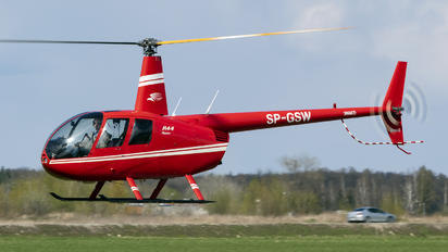 SP-GSW - Private Robinson R44 Astro / Raven