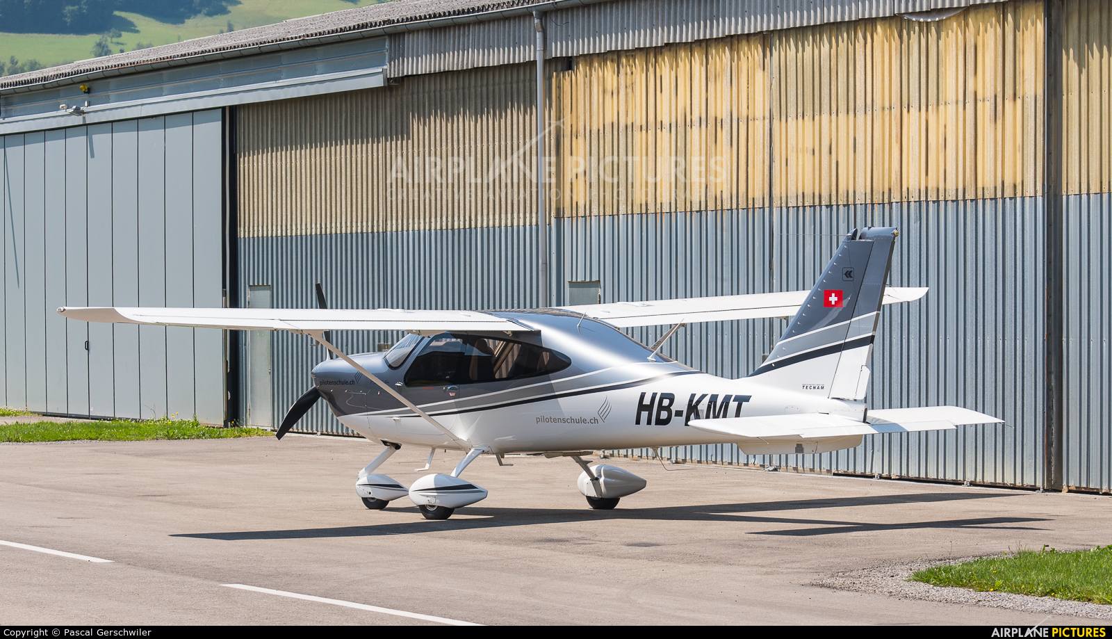 Private HB-KMT aircraft at St. Gallen - Altenrhein