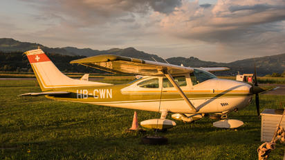HB-CWM - Private Cessna 182 Skylane (all models except RG)