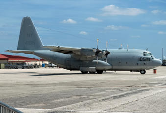 164105 - USA - Marine Corps Lockheed KC-130T Hercules
