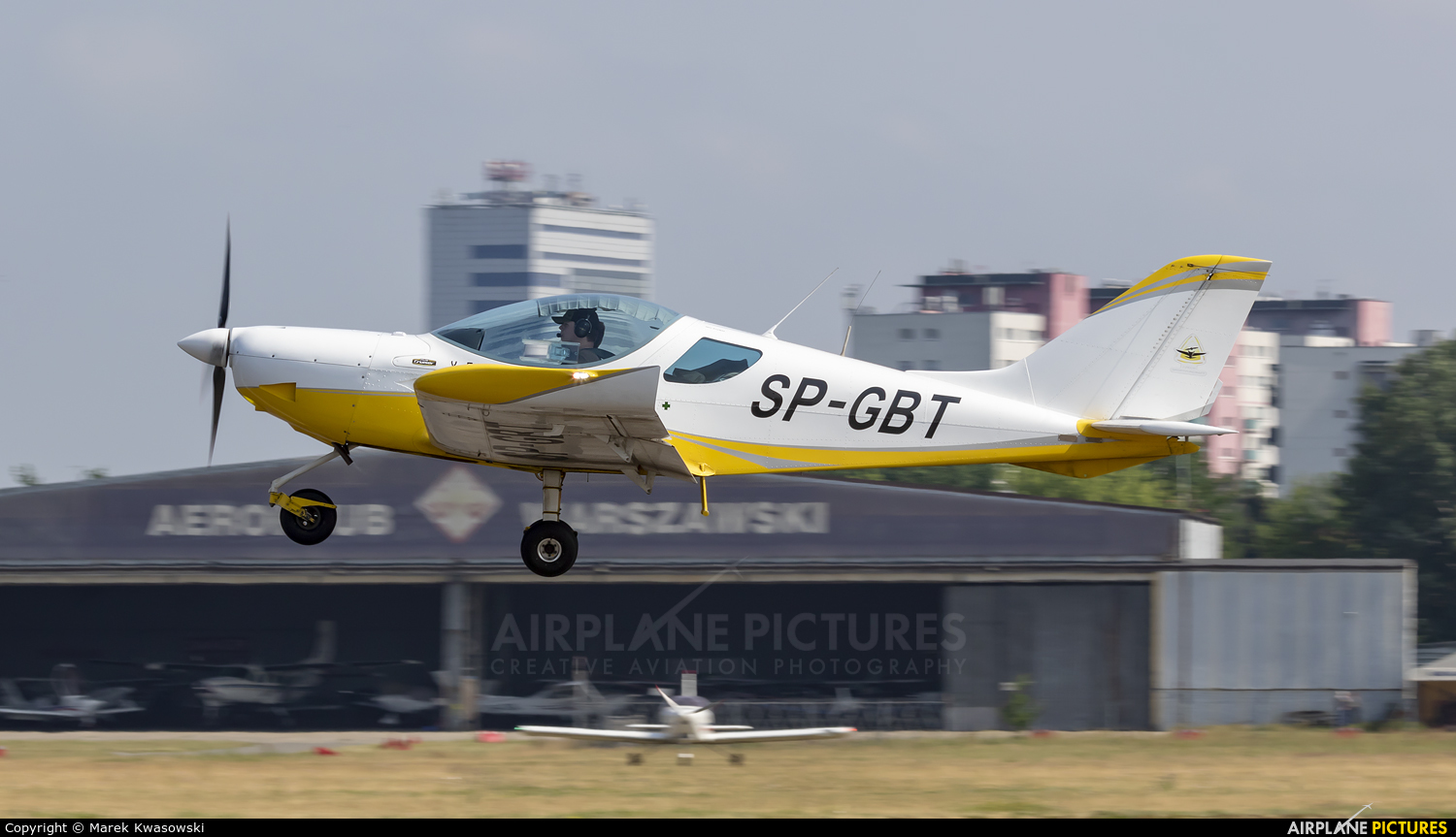Ventum Air SP-GBT aircraft at Warsaw - Babice