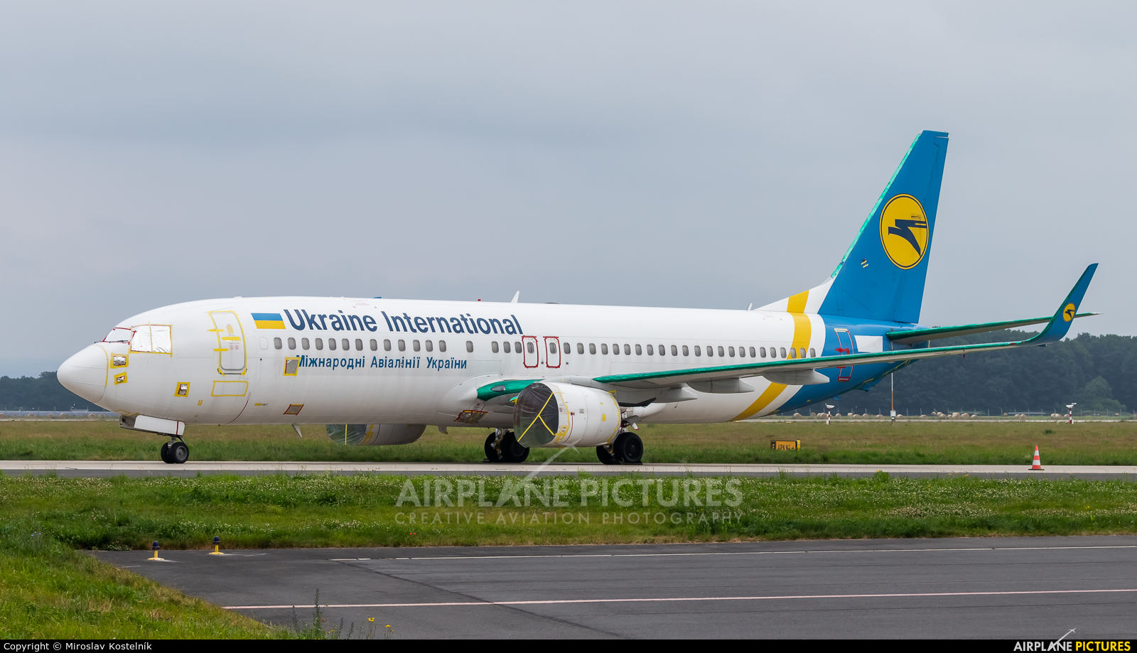 Ukraine International Airlines - aircraft at Ostrava Mošnov