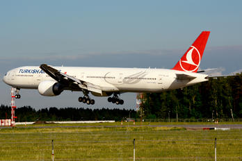 TC-JJN - Turkish Airlines Boeing 777-300ER