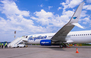 VP-BVE - Yakutia Airlines Boeing 737-800