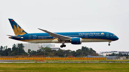 VN-A863 - Vietnam Airlines Boeing 787-9 Dreamliner