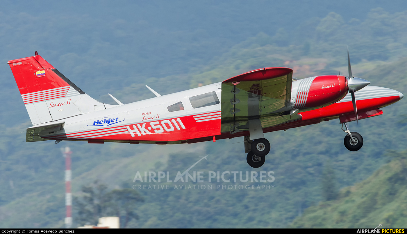 Helijet HK-5011 aircraft at Medellin - Olaya Herrera