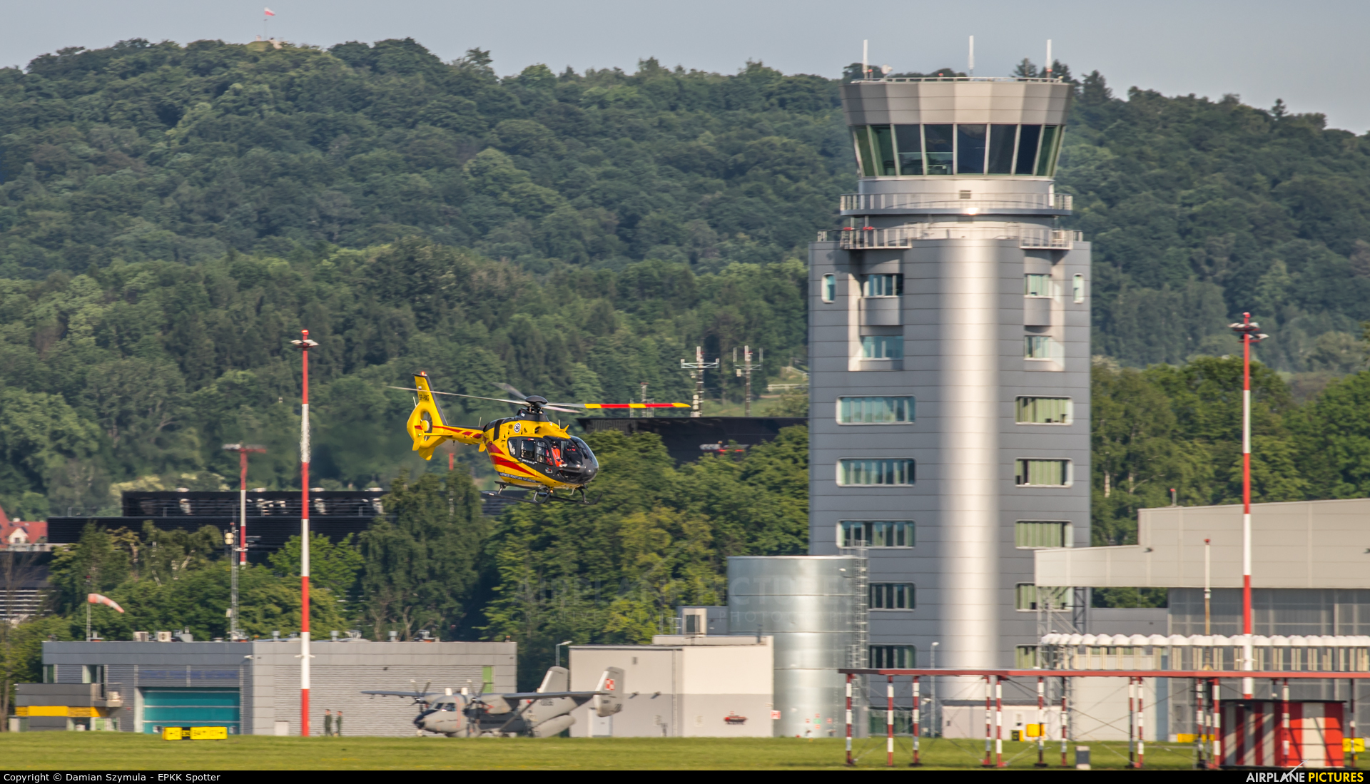 Polish Medical Air Rescue - Lotnicze Pogotowie Ratunkowe SP-HXG aircraft at Kraków - John Paul II Intl