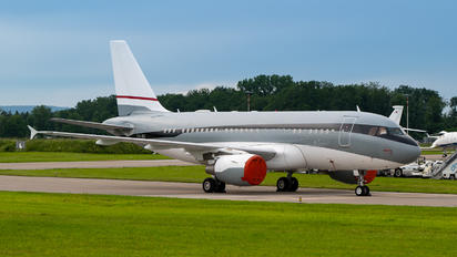 P4-MIS - Global Jet Luxembourg Airbus A319 CJ