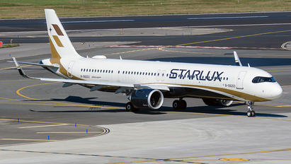 B-58203 - Starlux Airlines Airbus A321 NEO