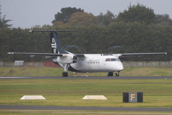 ZK-NEZ - Air New Zealand Link - Air Nelson de Havilland Canada DHC-8-300Q Dash 8