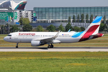 OE-IQC - Eurowings Europe Airbus A320