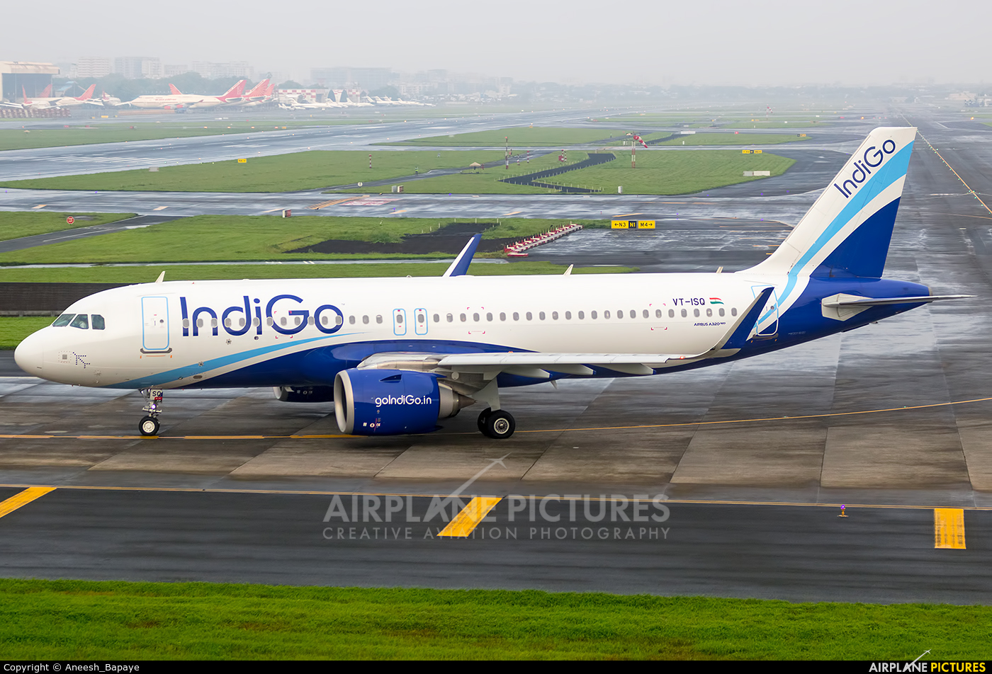 IndiGo VT-ISQ aircraft at Mumbai - Chhatrapati Shivaji Intl