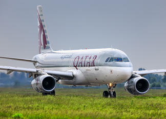 A7-AHR - Qatar Airways Airbus A320