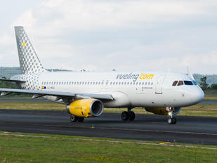 EC-MES - Vueling Airlines Airbus A320