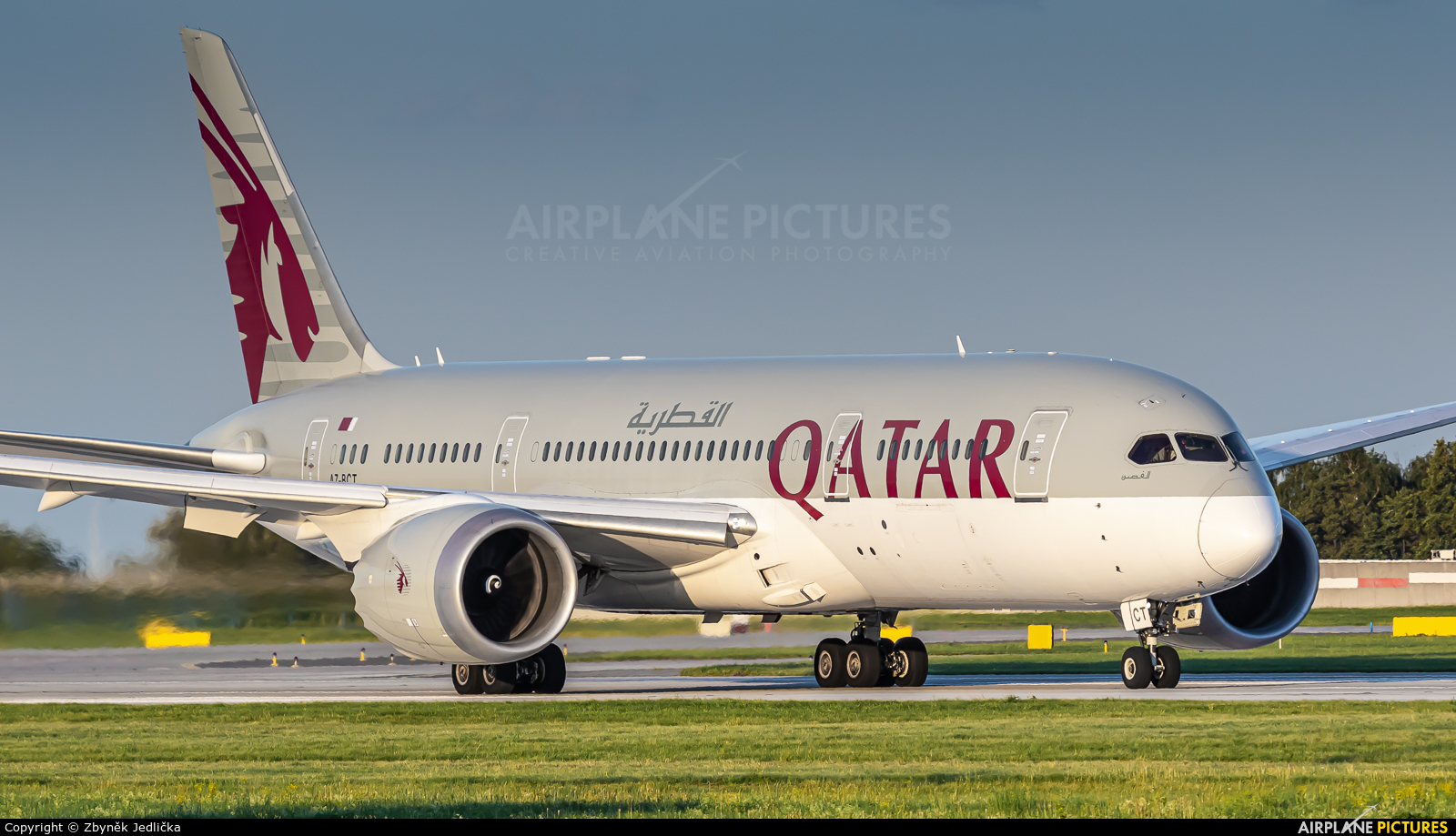Qatar Airways A7-BCT aircraft at Prague - Václav Havel