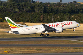 ET-ATK - Ethiopian Airlines Boeing 787-8 Dreamliner