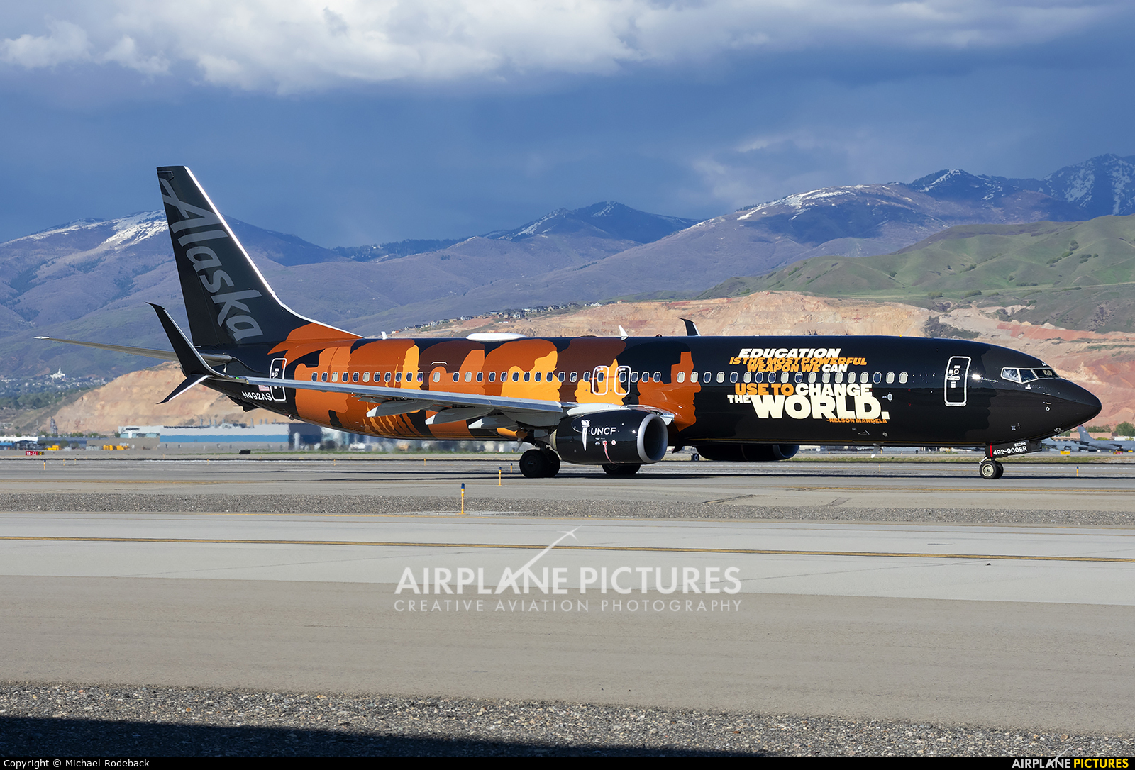 Alaska Airlines N492AS aircraft at Salt Lake City