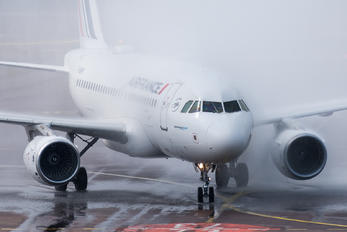 F-GRHY - Air France Airbus A319