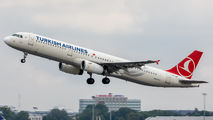 TC-JRU - Turkish Airlines Airbus A321 aircraft