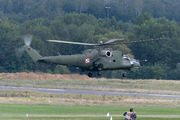 732 - Poland - Army Mil Mi-24V aircraft