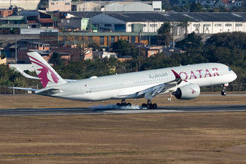 A7-AMK - Qatar Airways Airbus A350-900
