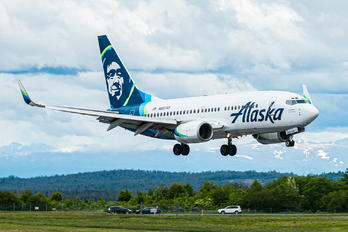 N607AS - Alaska Airlines Boeing 737-700