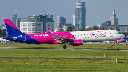 G-WUKK - Wizz Air UK Airbus A321