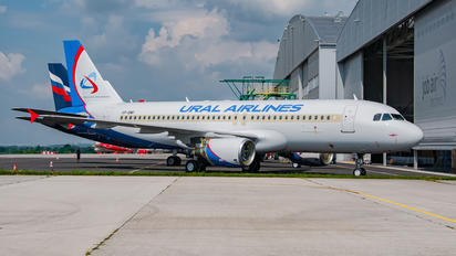 VP-BMF - Ural Airlines Airbus A320