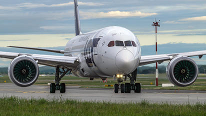 SP-LRA - LOT - Polish Airlines Boeing 787-8 Dreamliner