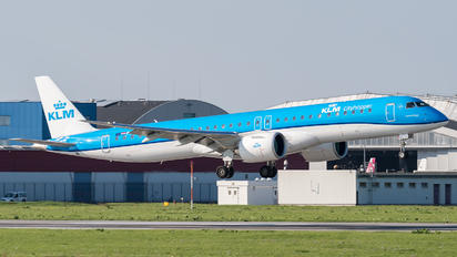 PH-NXC - KLM Cityhopper Embraer ERJ-195-E2