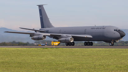 983 - Chile - Air Force Boeing KC-135E Stratotanker