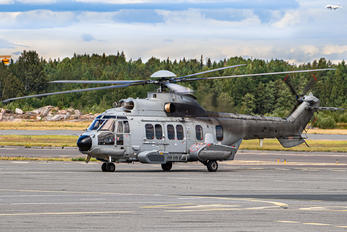 2752 - France - Air Force Eurocopter EC225 Super Puma