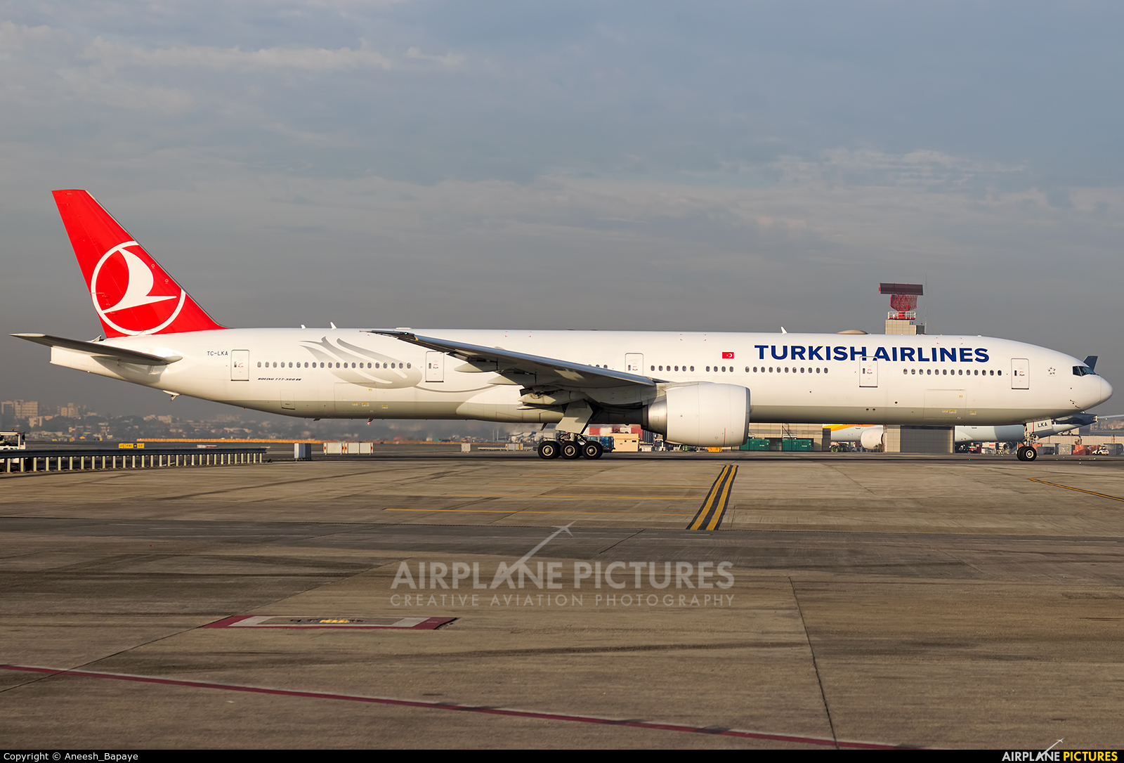 Turkish Airlines TC-LKA aircraft at Mumbai - Chhatrapati Shivaji Intl