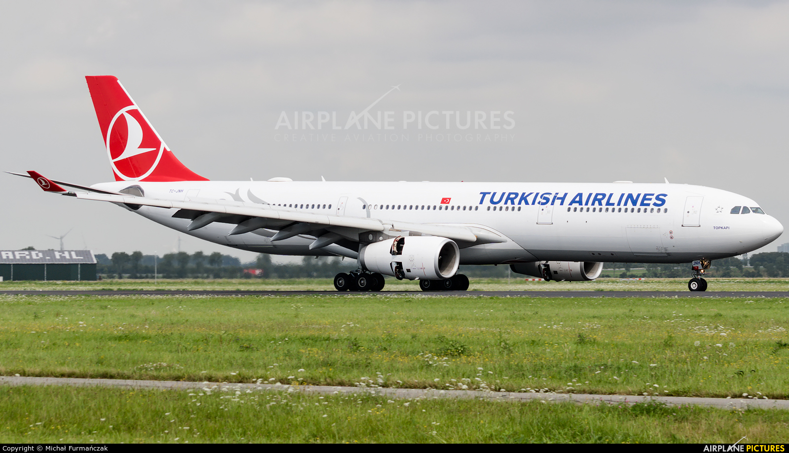 Turkish Airlines TC-JNH aircraft at Amsterdam - Schiphol