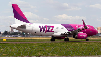 HA-LYJ - Wizz Air Airbus A320