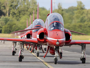 XX232 - Royal Air Force "Red Arrows" British Aerospace Hawk T.1/ 1A