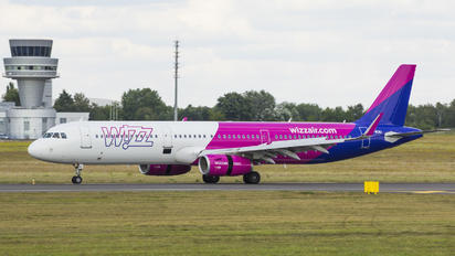 G-WUKI - Wizz Air UK Airbus A321