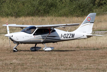 I-OZZM - Cirrus Aviation Tecnam P2008