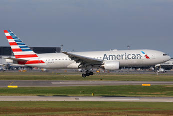 N778AN - American Airlines Boeing 777-200ER