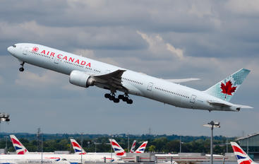 C-FIUW - Air Canada Boeing 777-300ER