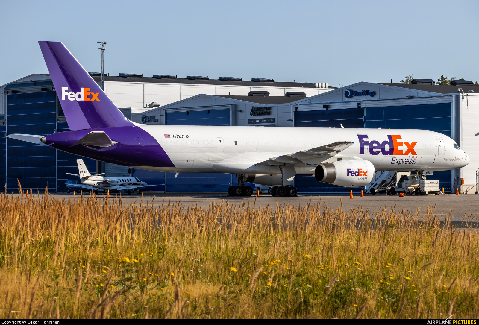 FedEx Federal Express N923FD aircraft at Helsinki - Vantaa