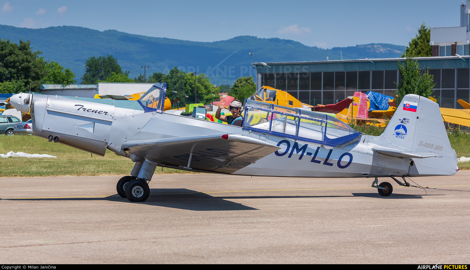Aeroklub Nitra OM-LLO aircraft at Nitra