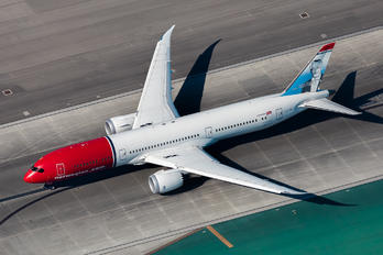 LN-LNK - Norwegian Air International Boeing 787-9 Dreamliner